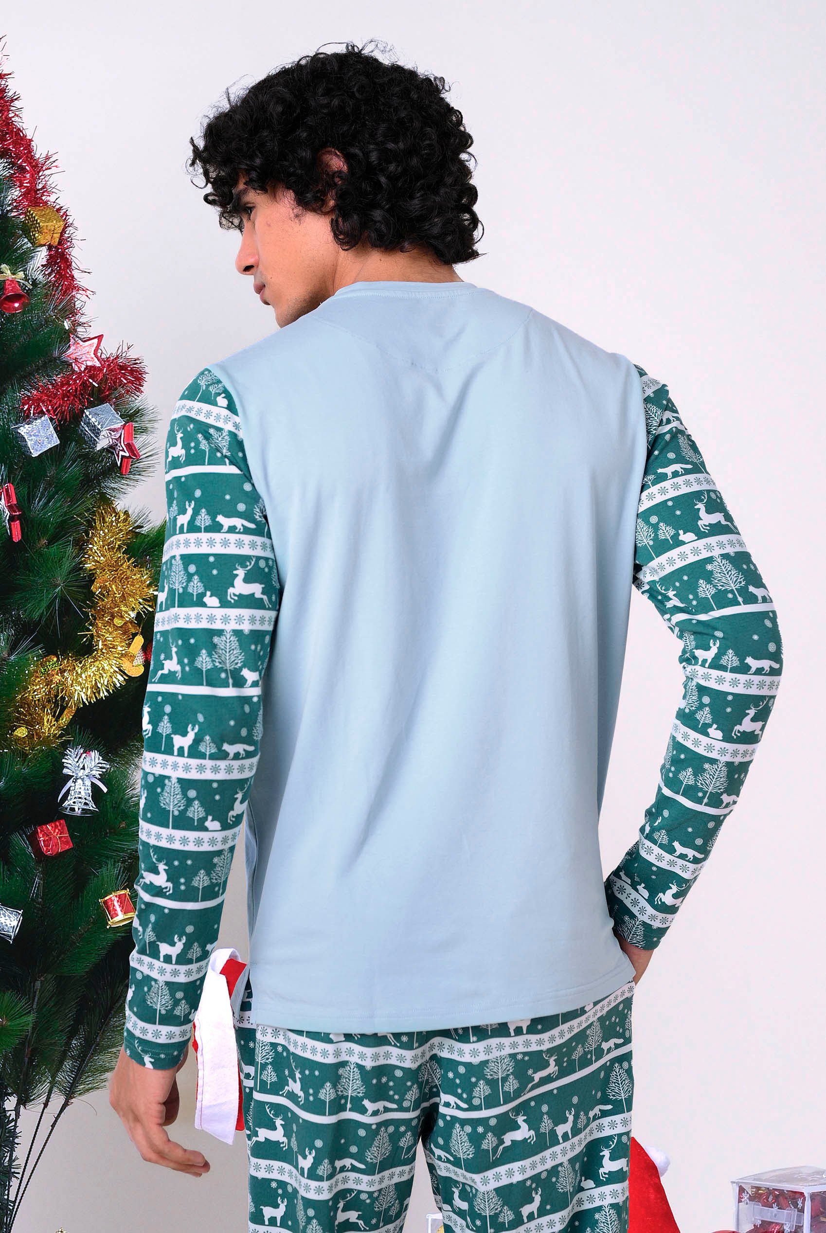 Mens Fair Isle Reindeer Print T-shirt