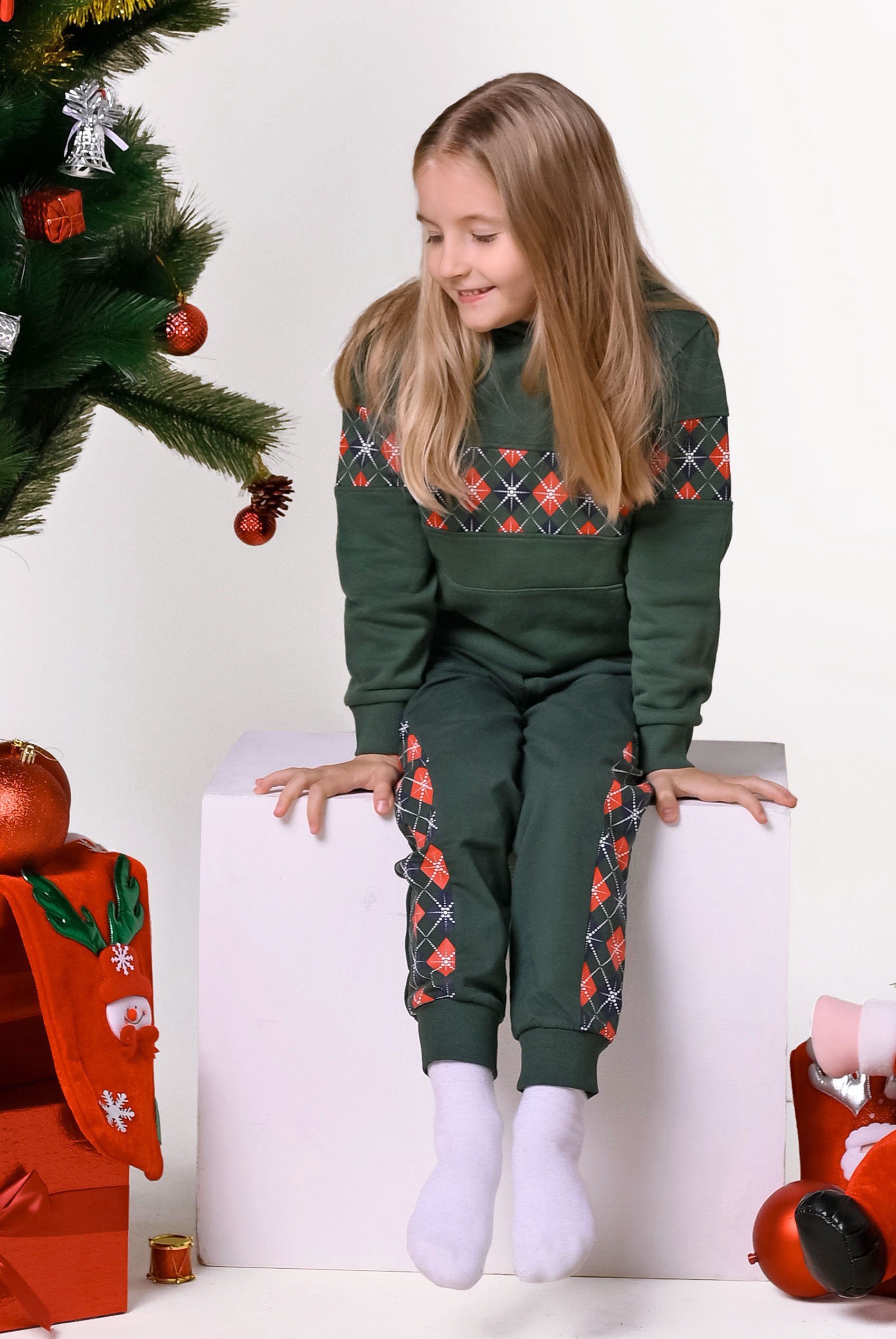 Girls Argyle Christmas Joggers (12/18mths-7yrs)