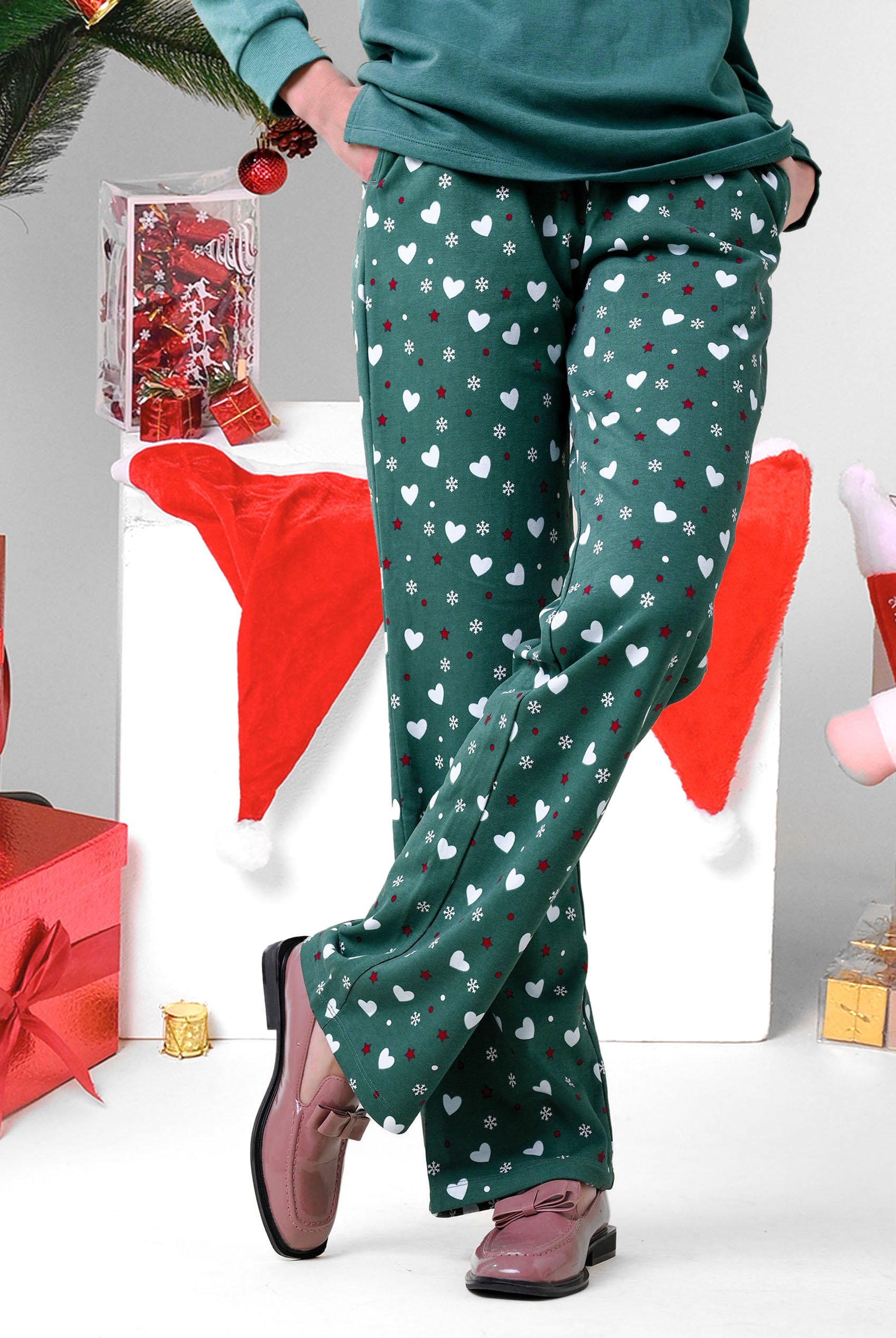 Women's Snow Heart Printed Pyjamas