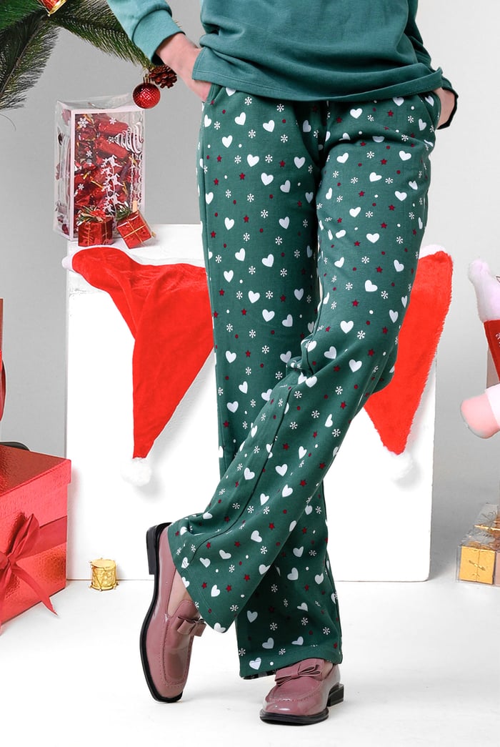 Womens Snow Heart Printed Pyjamas