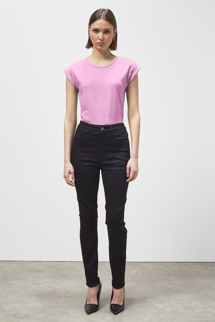 Shoulder Padded Cap-Sleeve Roll-Up T-Shirt