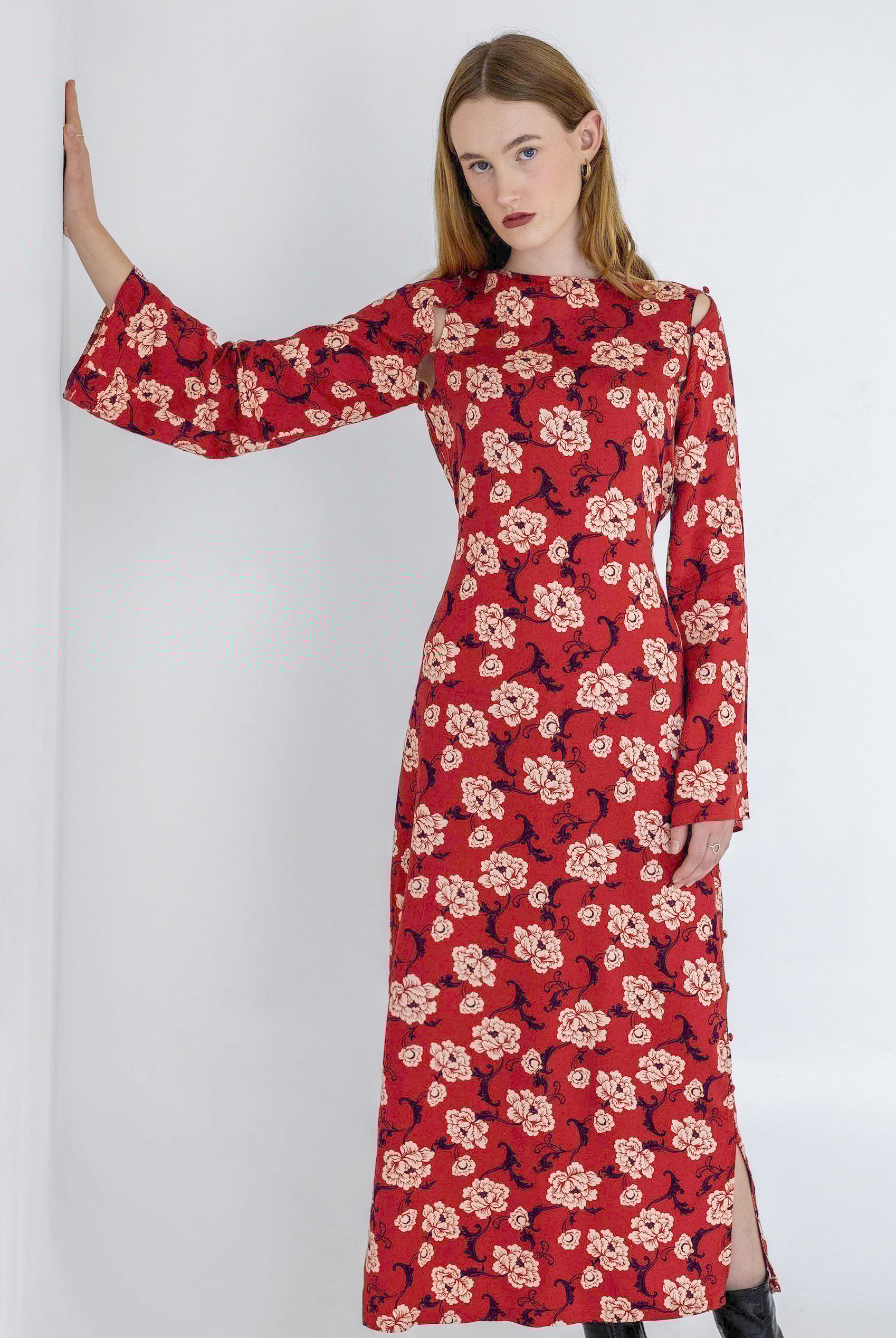 Floral Elegance Maxi Dress With Removable Sleeve