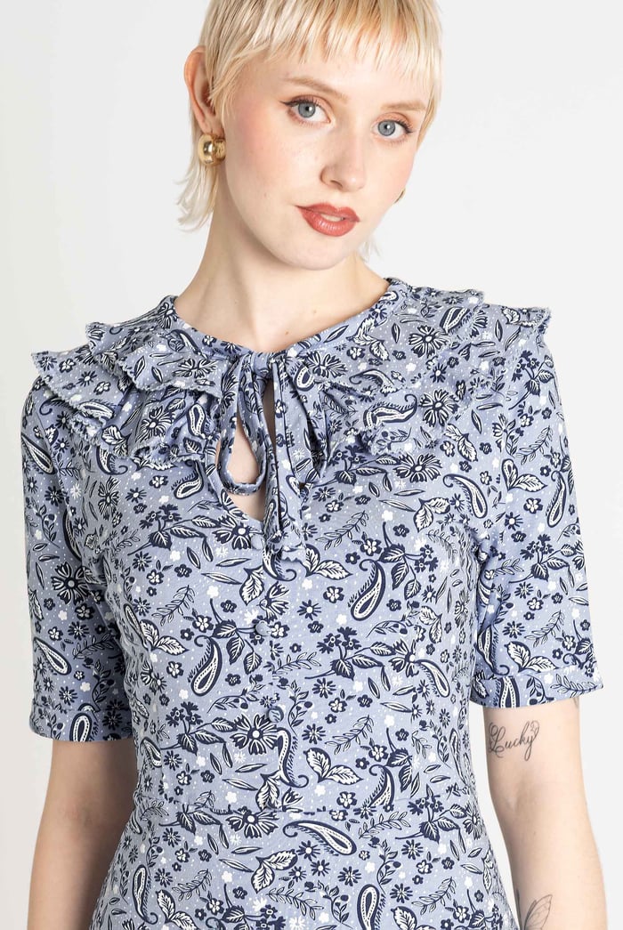Double Layer Ruffles And Tie Fastening Midi Dress