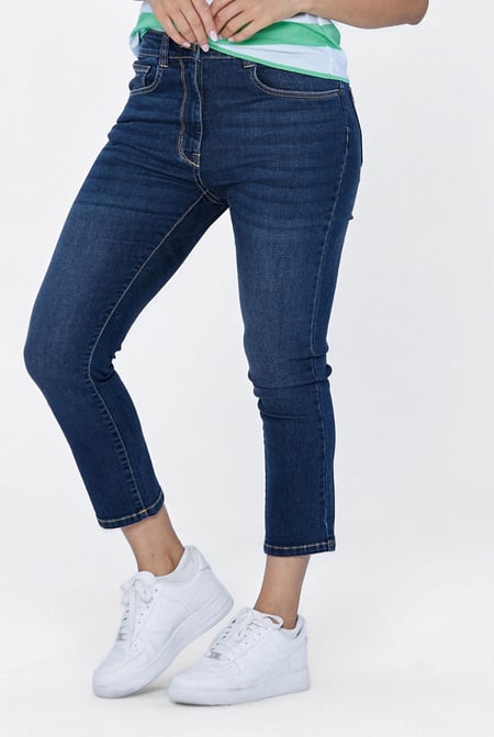 Mid Blue Super Stretch Skinny Capri Jeans