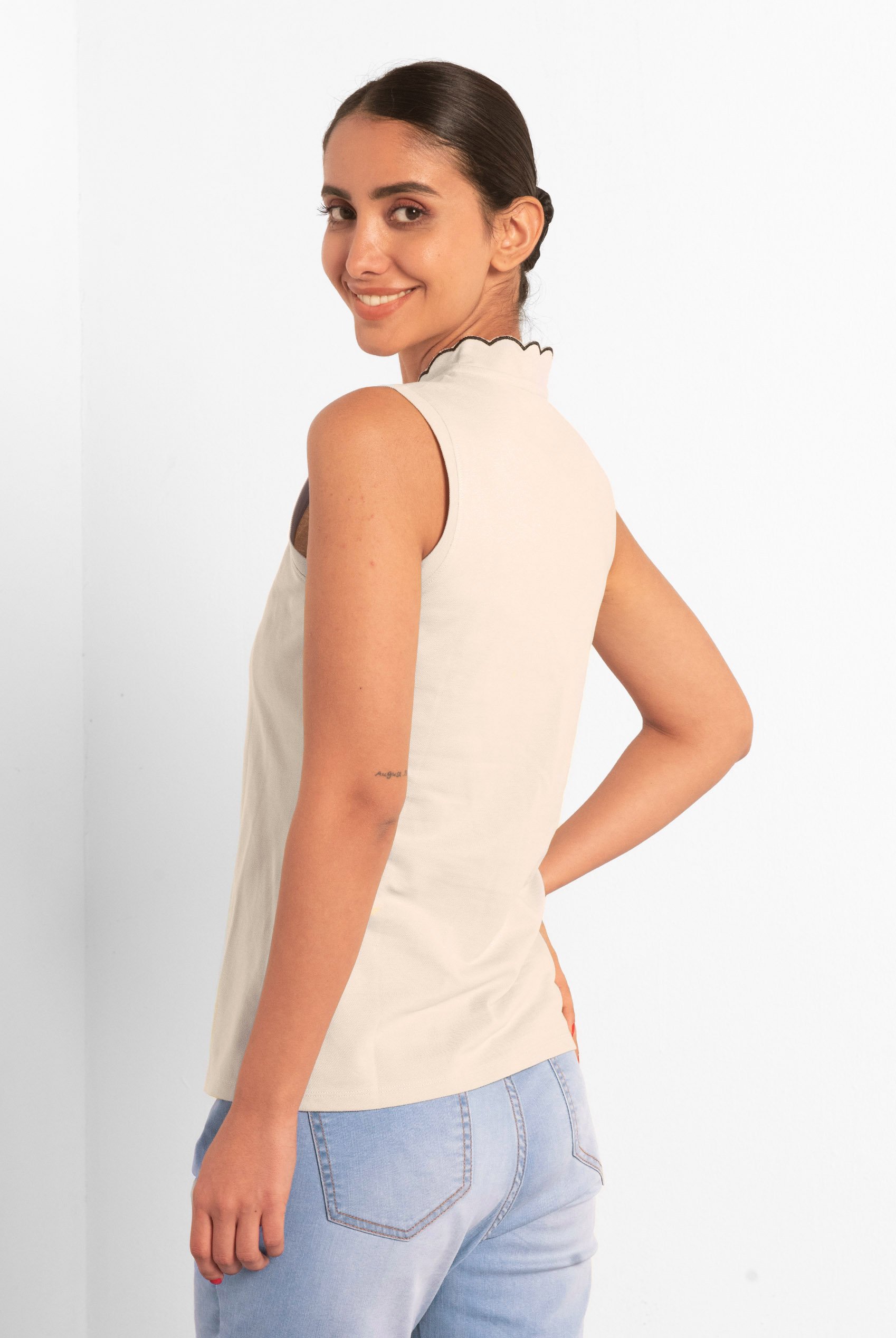 Womens Regular Fit Sleeveless Pique Polo