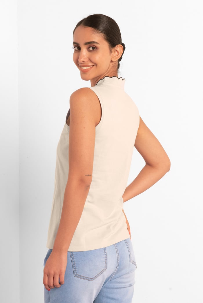 Womens Regular Fit Sleeveless Pique Polo