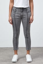 Enorsia Authentic Capri Jeans