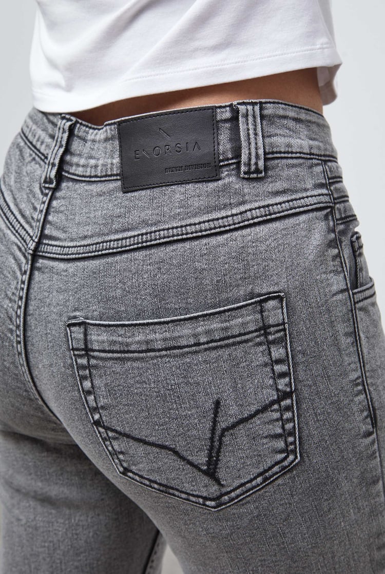 Enorsia Authentic Capri Jeans