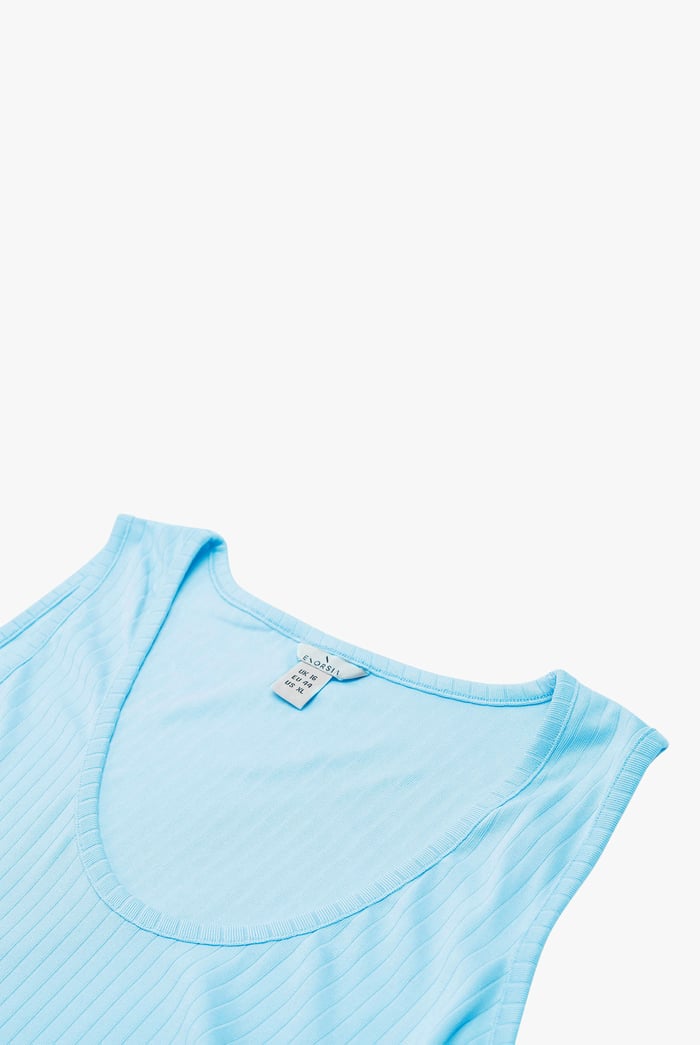 Chic Slim-Fit Dress with Mesh Detail