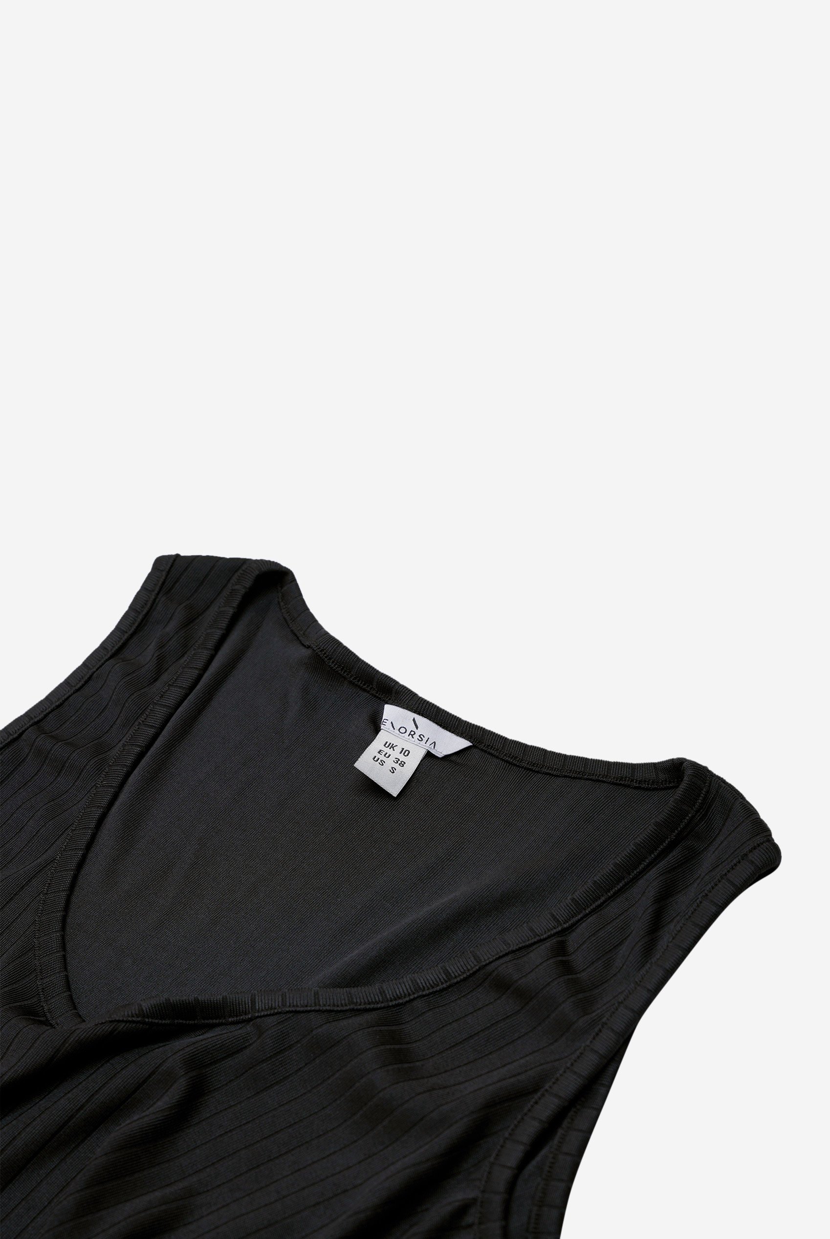 Chic Slim-Fit Dress with Mesh Detail