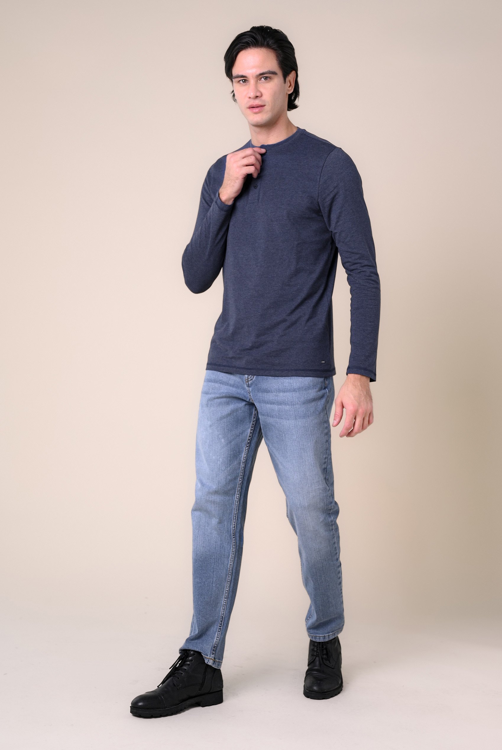 Men's Crew Neck Henley T-Shirt