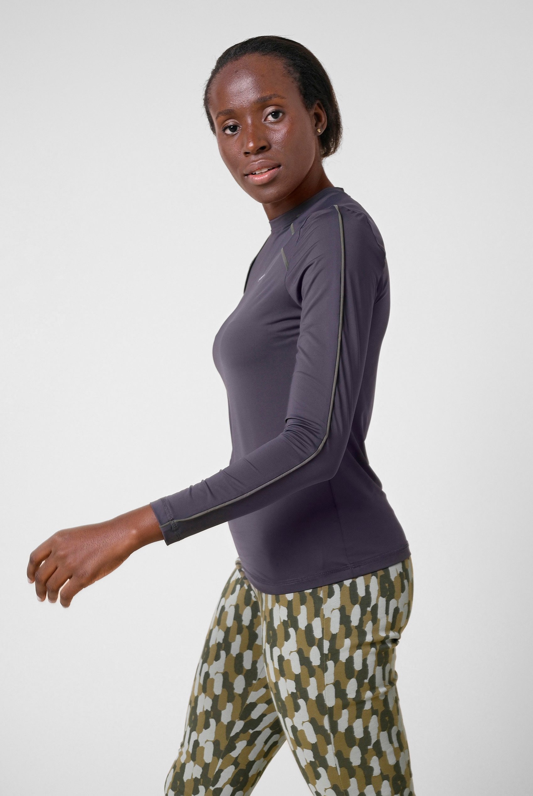 Women Active lightweight Long Sleeve T-Shirt