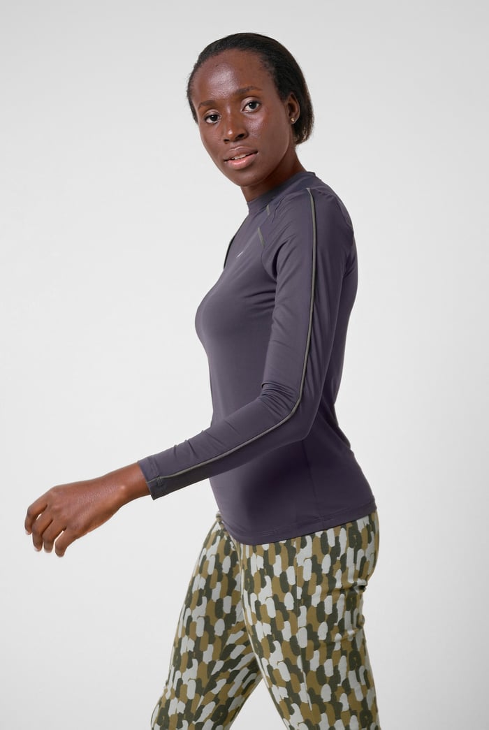 Women Active lightweight Long Sleeve T-Shirt