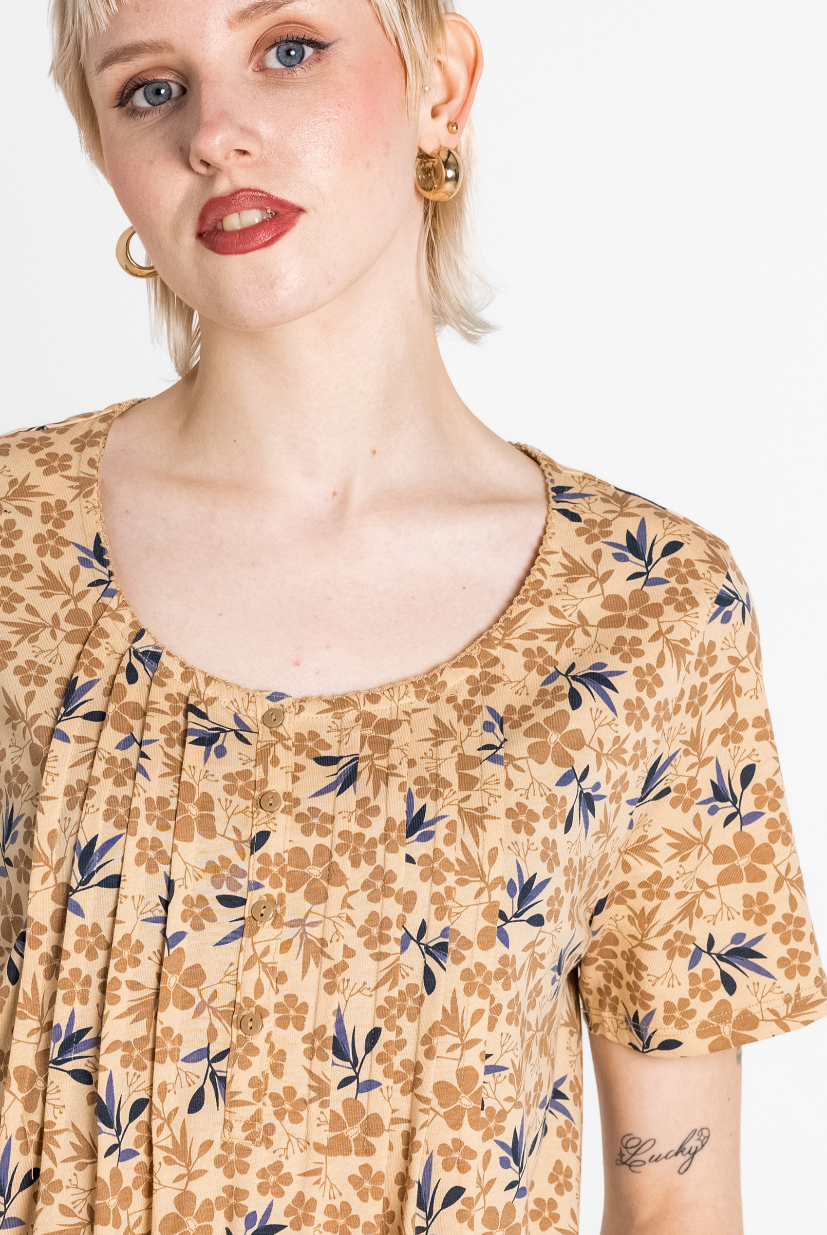 Pleated Details S/S Nightdress