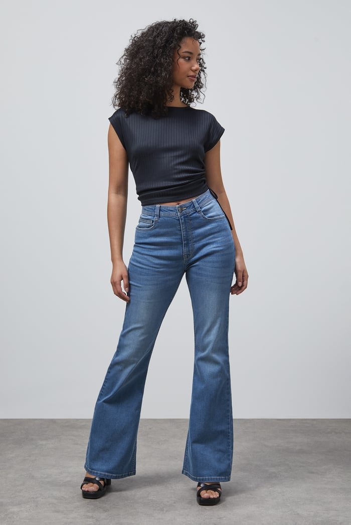 Mid Waist Flare Jeans