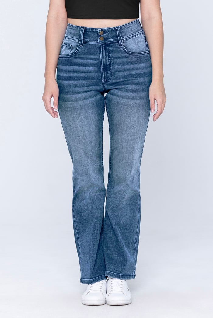 Slim shape Boot cut Jeans