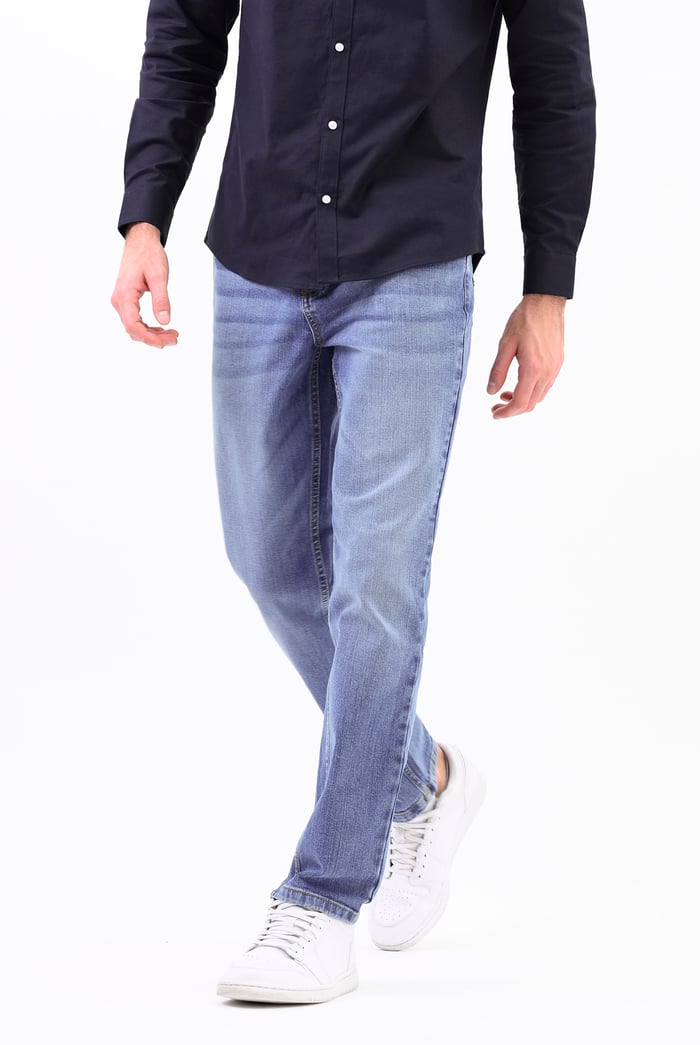 Comfort Stretch Straight Fit Jeans