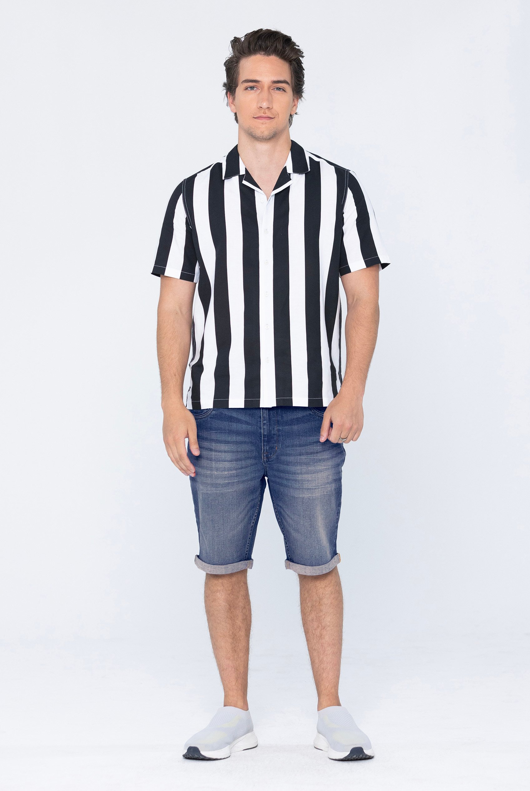 Skinny Fit Turned Denim Shorts