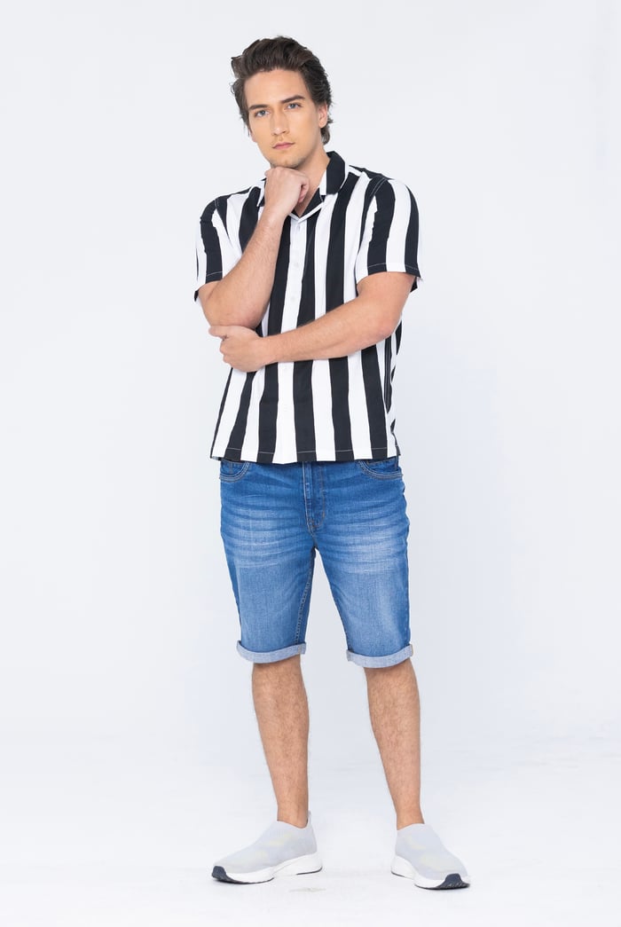 Skinny Fit Turned Denim Shorts