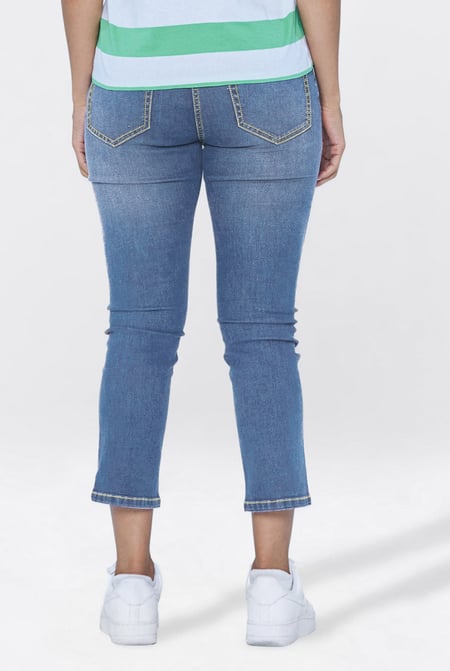 Mid Blue Super Stretch Skinny Capri Jeans