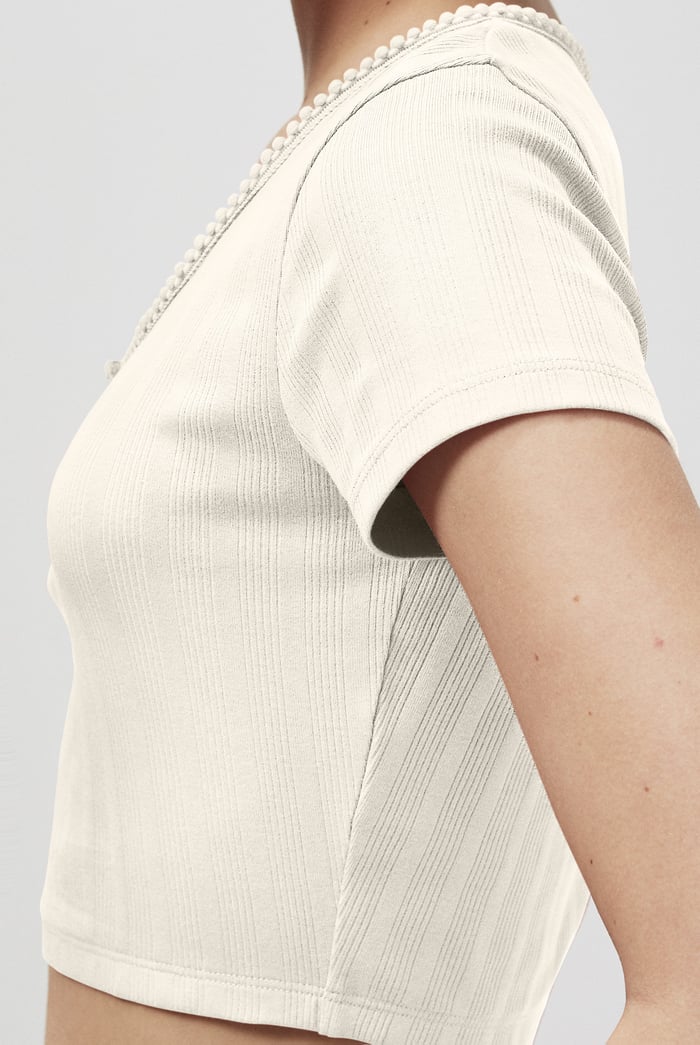 Snap Button Details Crop Tank Top