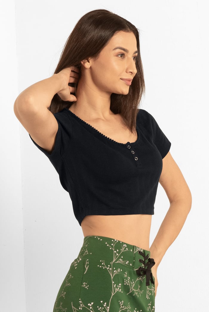 Snap Button Details Crop Tank Top
