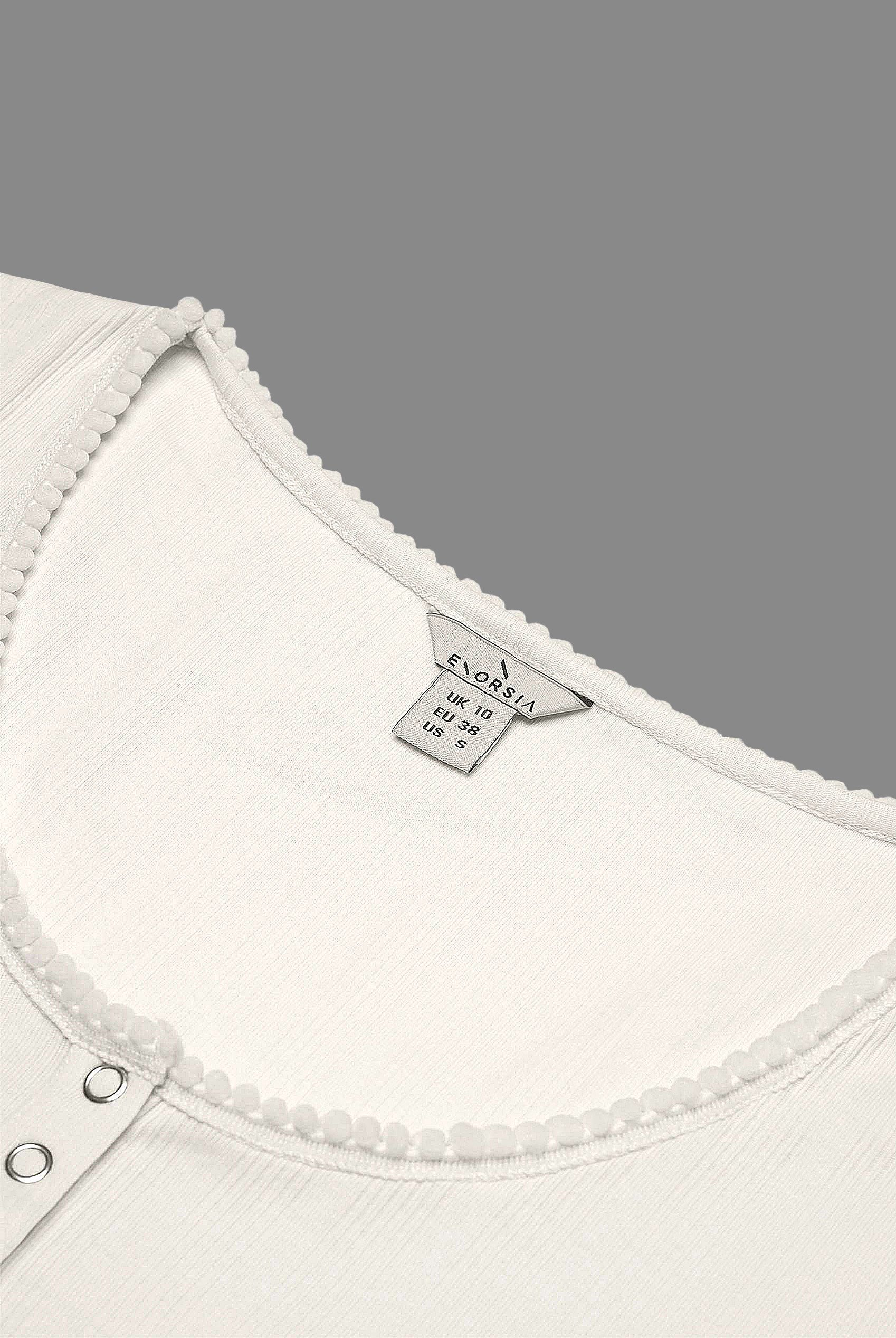 Snap Button Details Crop Tank Top
