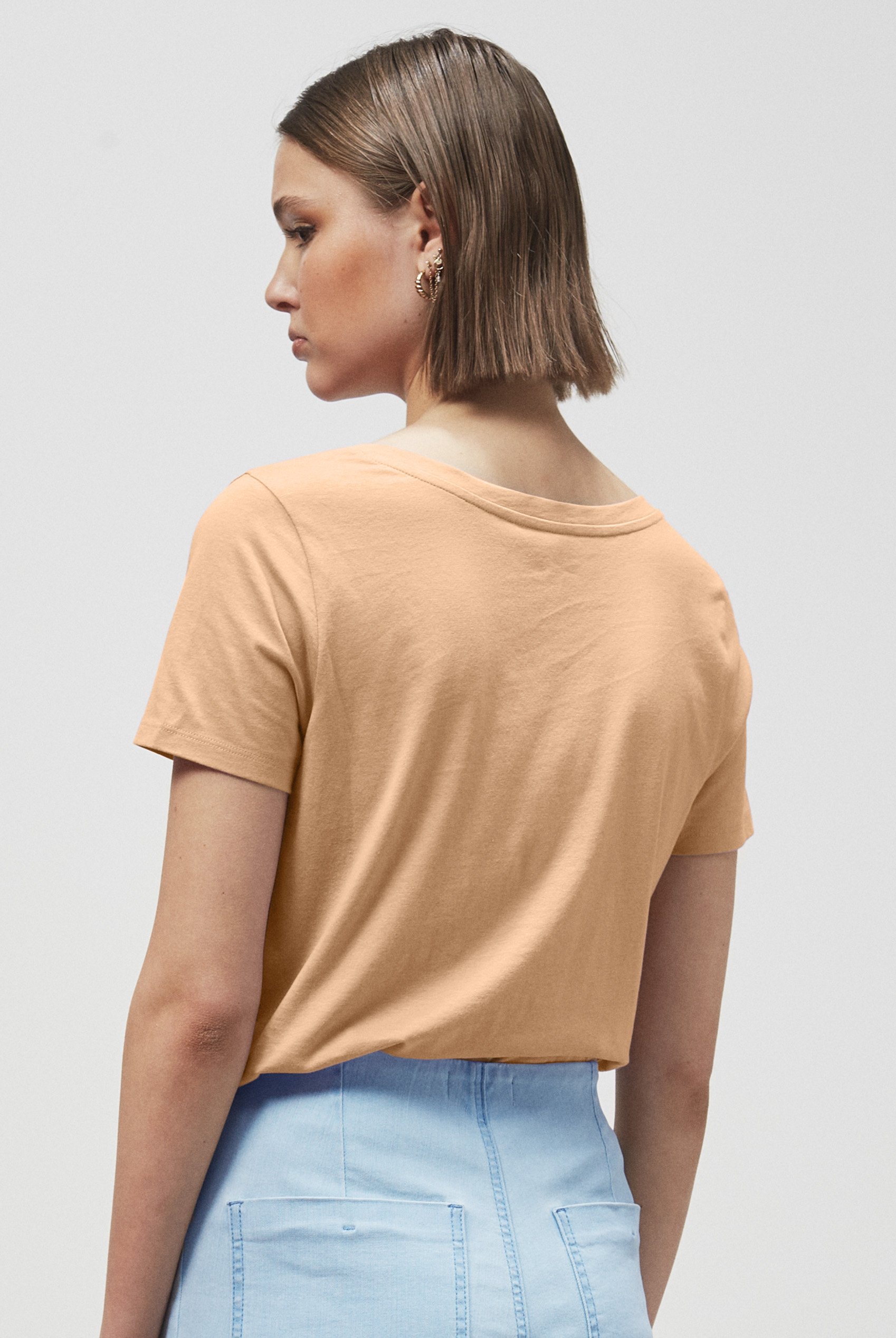 Lace Pocket V-Neck Tee