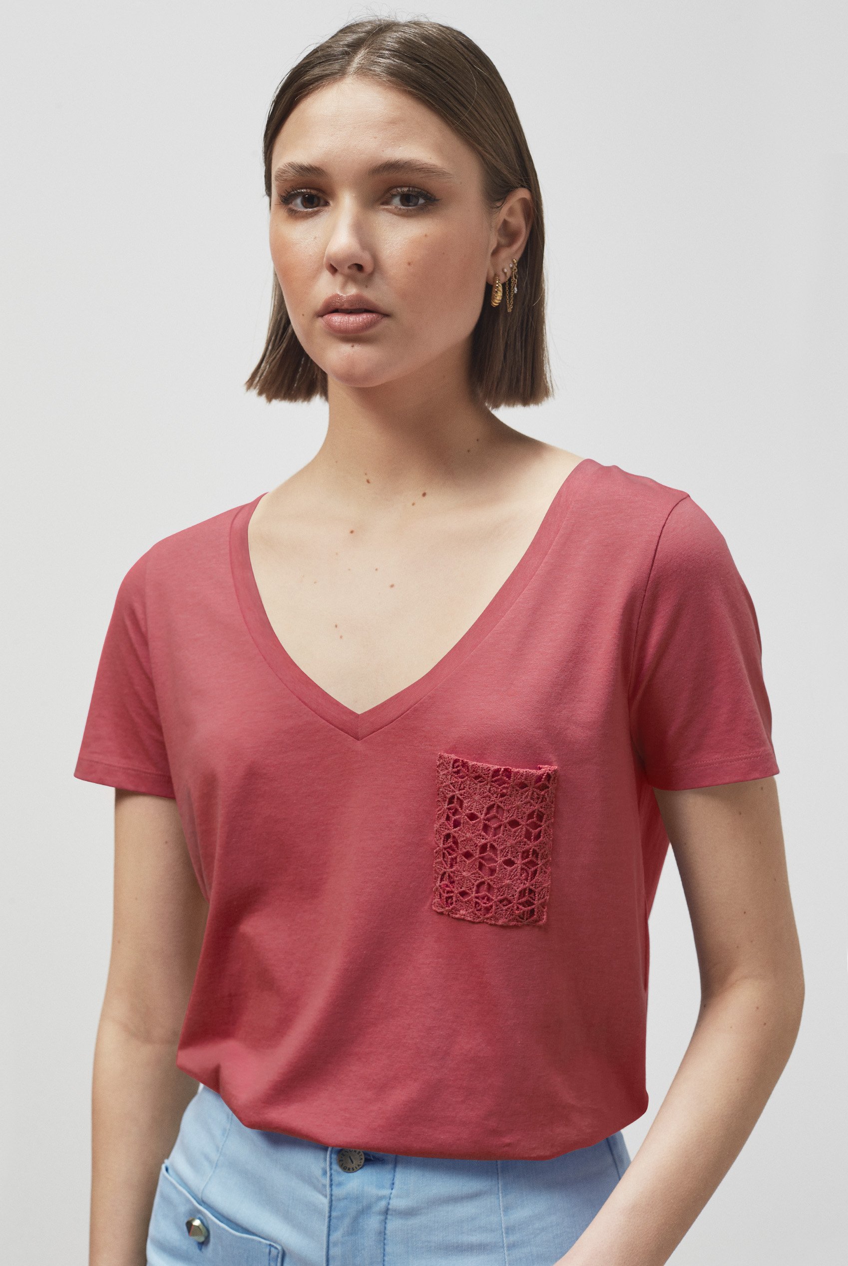 Lace Pocket V-Neck Tee