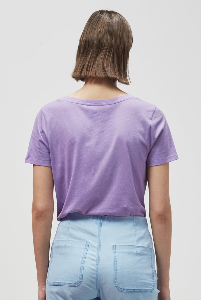 Lace Pocket V-Neck Tee