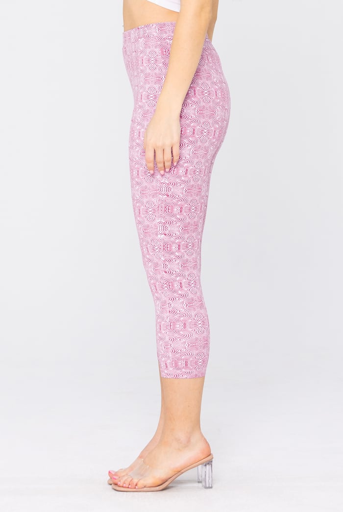 Bee Printed Cropped Leggings