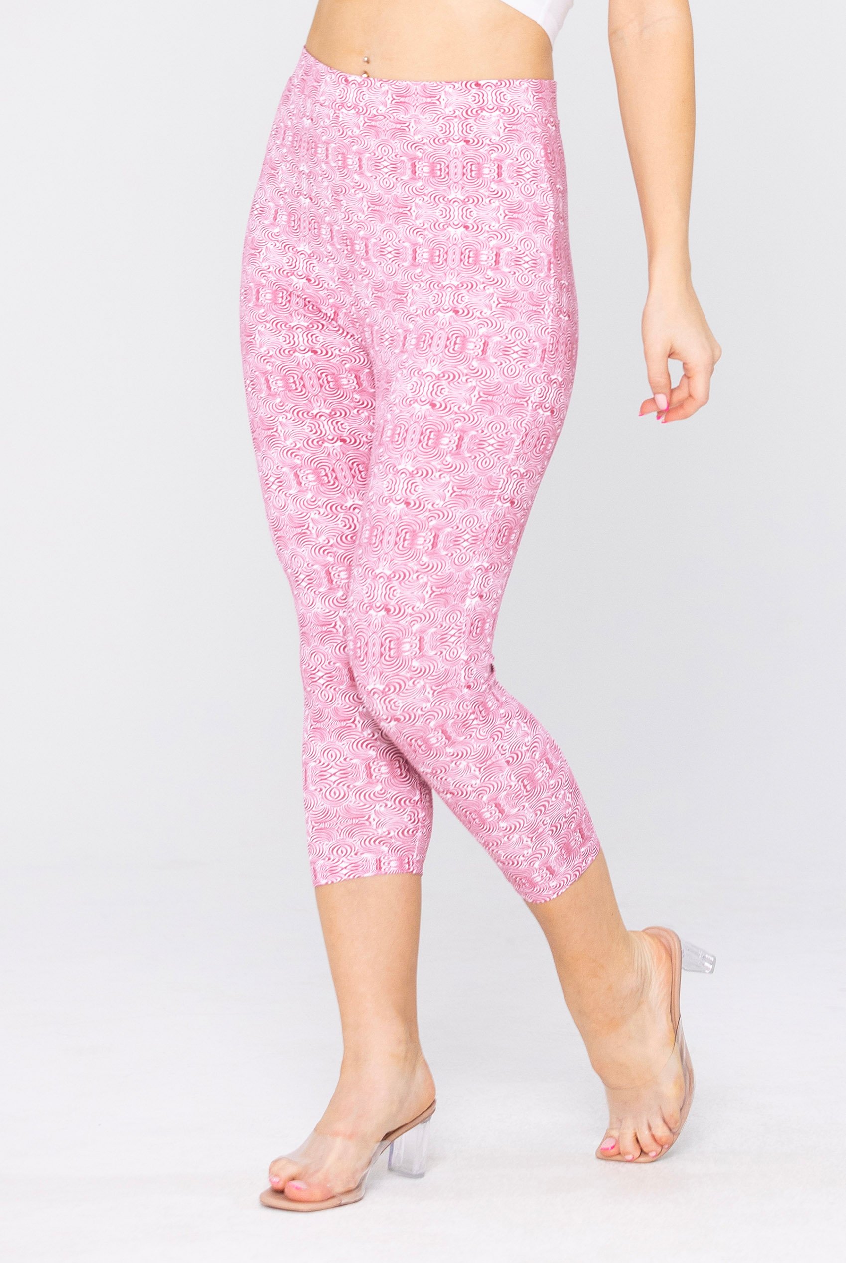 Bee Printed Cropped Leggings