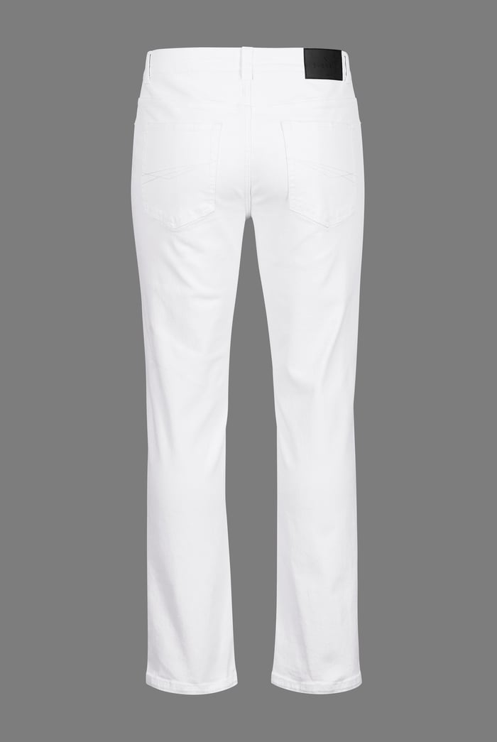 Slim Fit Essential Stretch White Jeans