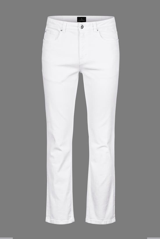 Slim Fit Essential Stretch White Jeans