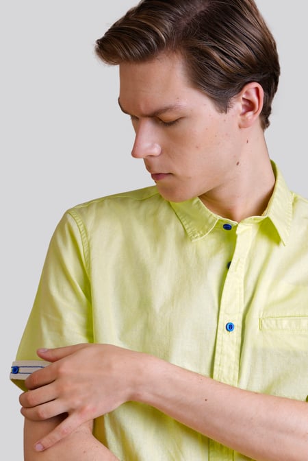 Men’s Lime Green Linen Blend Short Sleeve Shirt