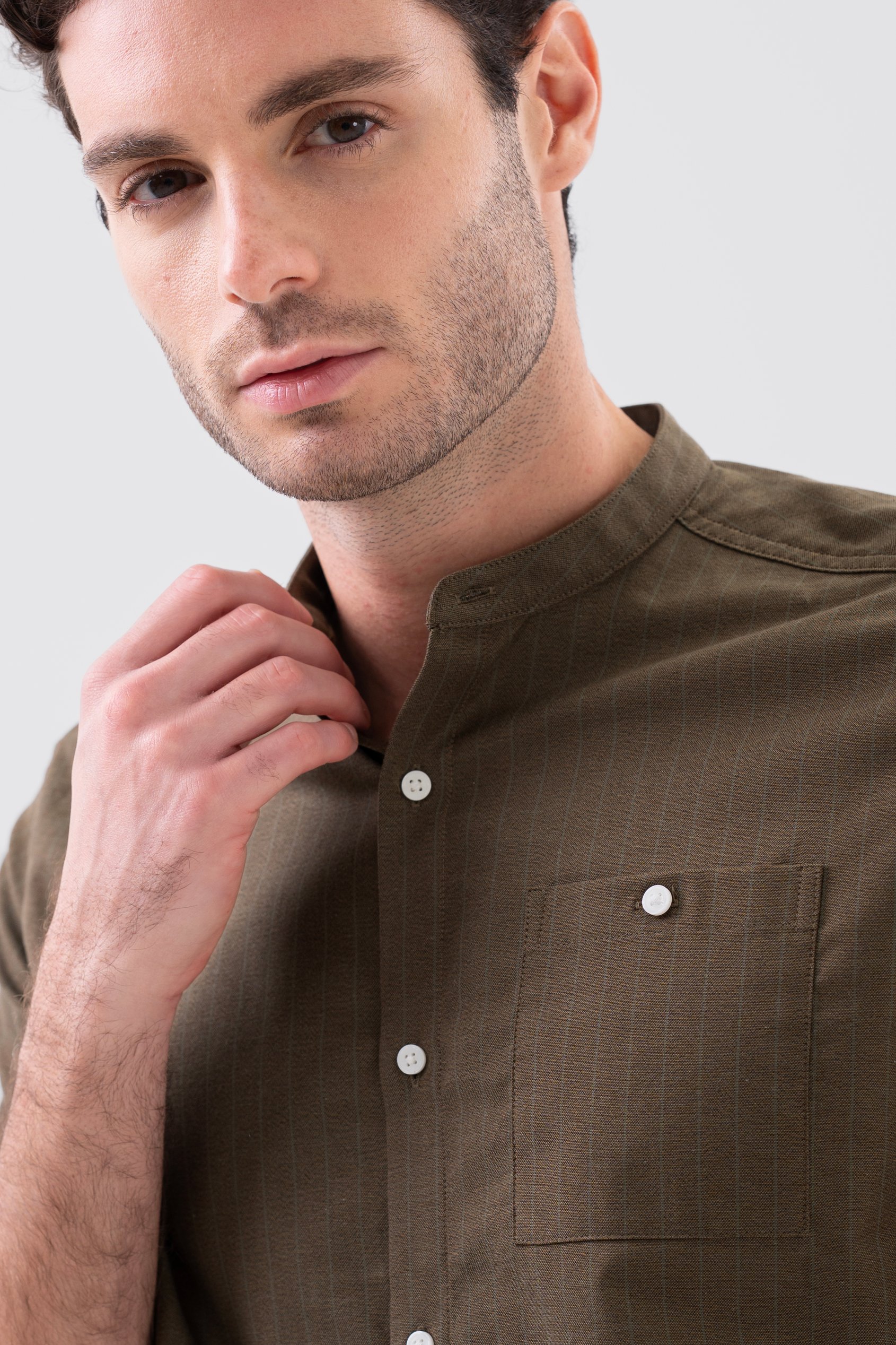 Men Grandad Collar Short Sleeve Shirt