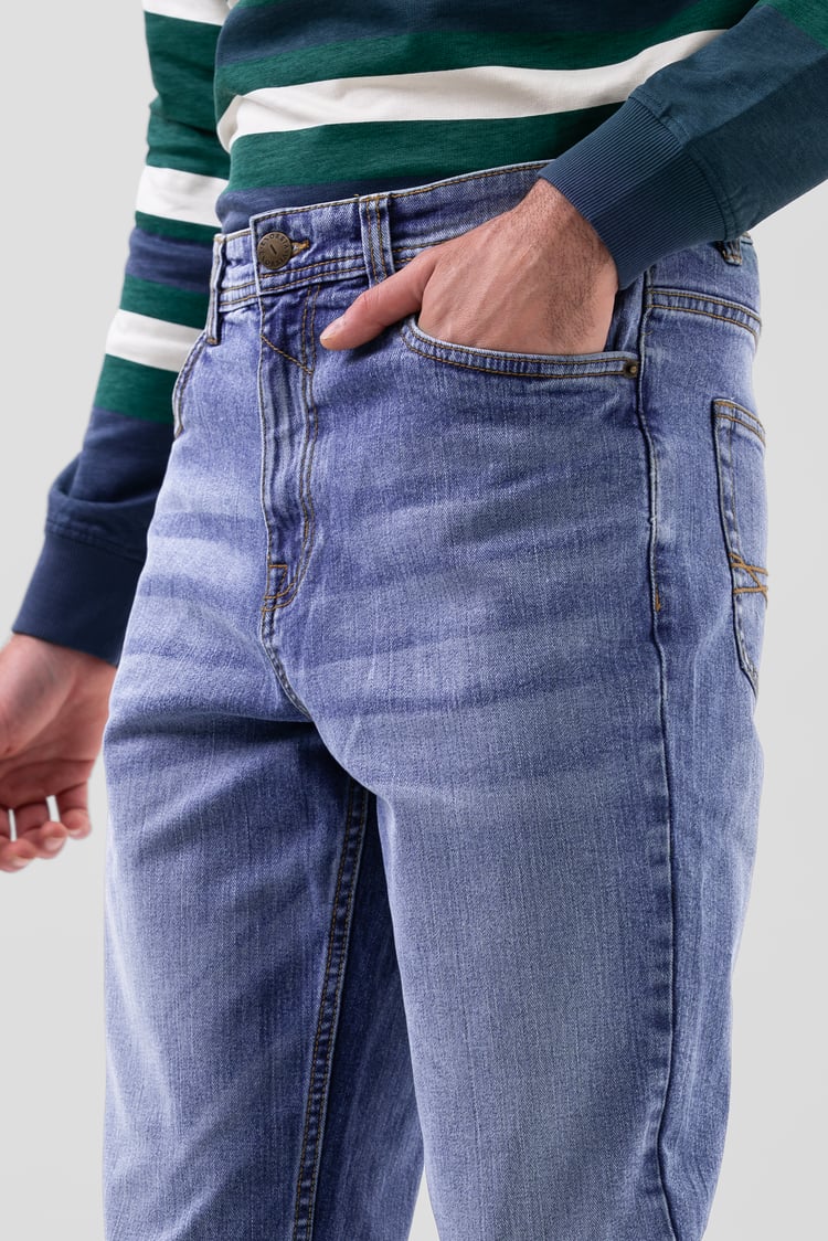 Comfort Stretch Straight Fit Jeans