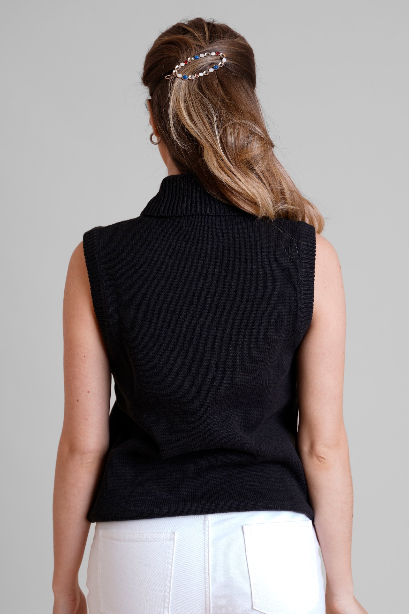 Sleeveless Roll Neck Knit Vest