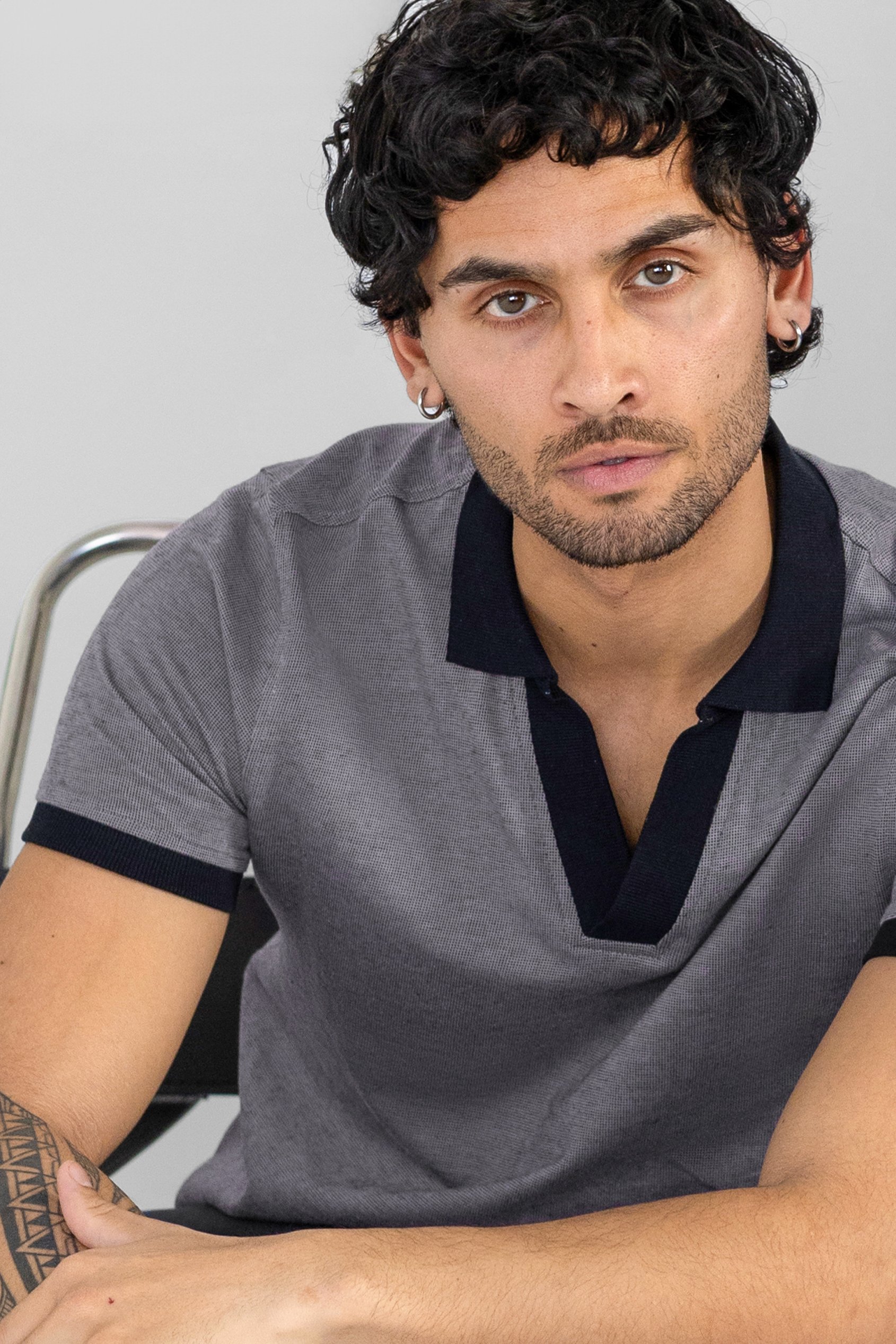 Contrast V-Neck Collar Cotton Polo Shirt