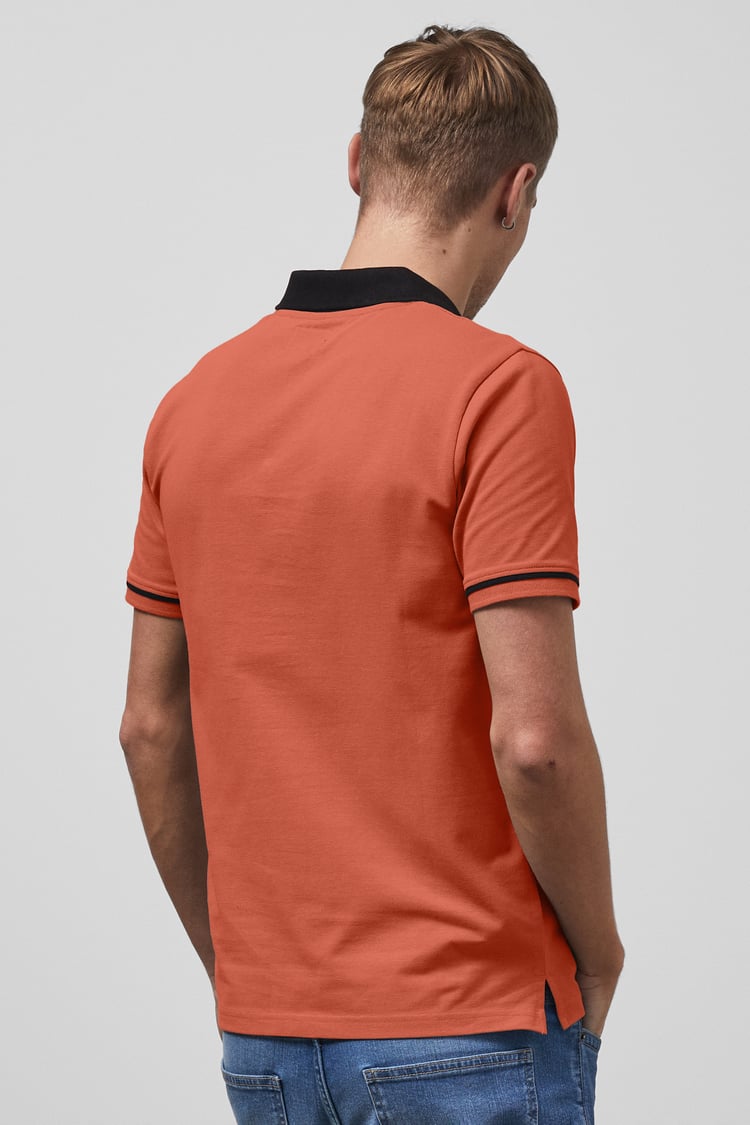 Contrast Collar Zip-Up Polo Shirt