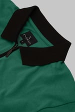 Contrast Collar Zip-Up Polo Shirt
