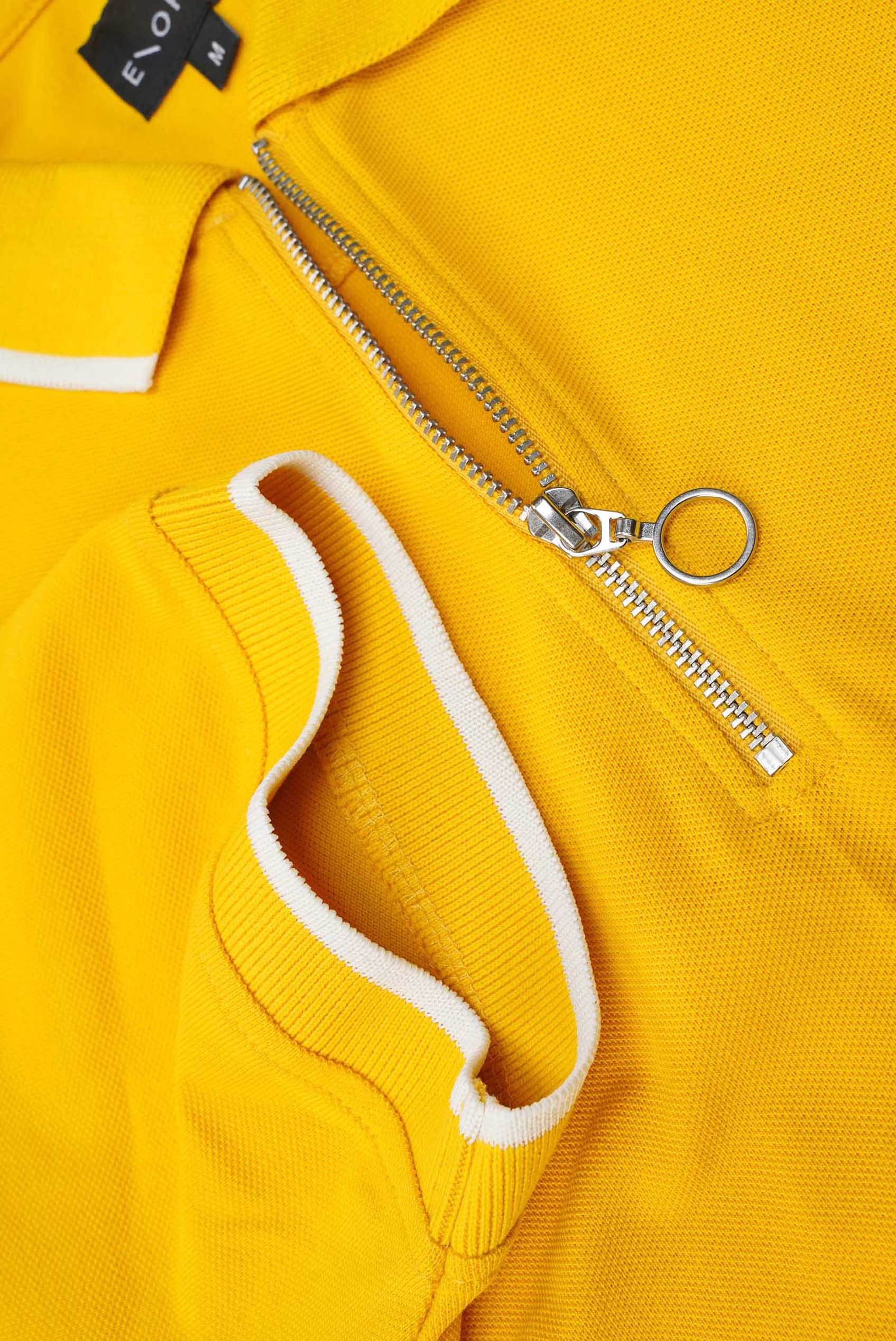 Tipped Collar Short Sleeves Zip Polo Shirt