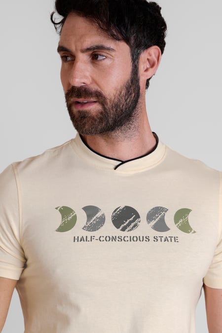 Men's Cream Graphic Printed T-Shirt