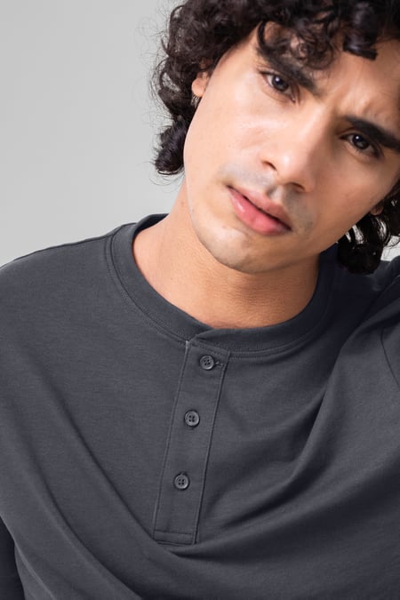 Men's Black Crew Neck Henley T-Shirt