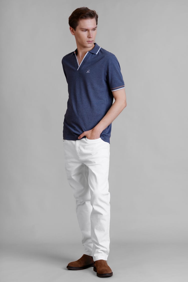 Slim Fit Essential Stretch White Jeans