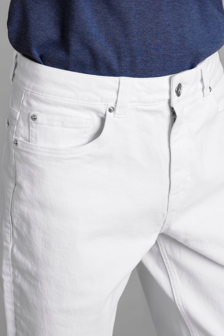 Slim Fit Essential Stretch White Jeans