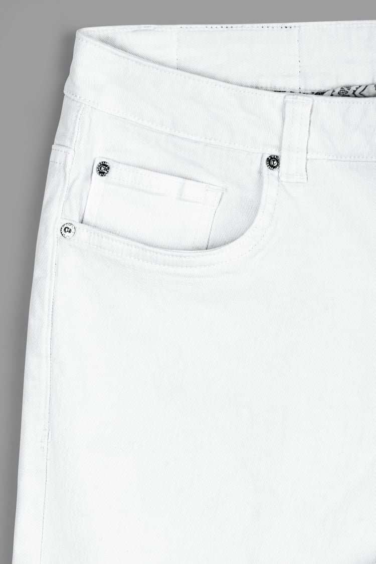 Slim Fit Essential Stretch White Jeans