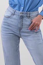 Womens Straight Fit Ripped Jeans