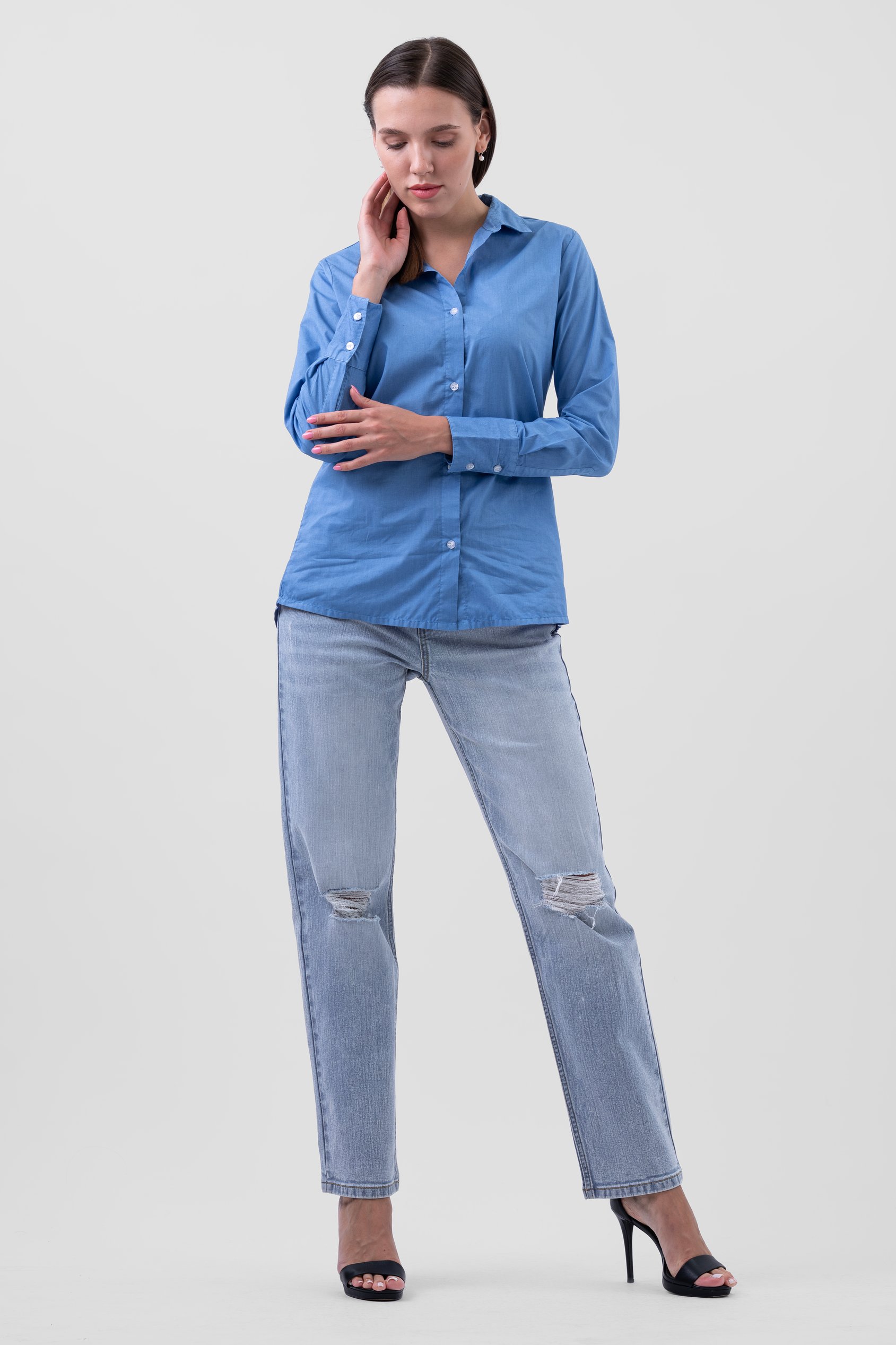 Womens Straight Fit Ripped Jeans