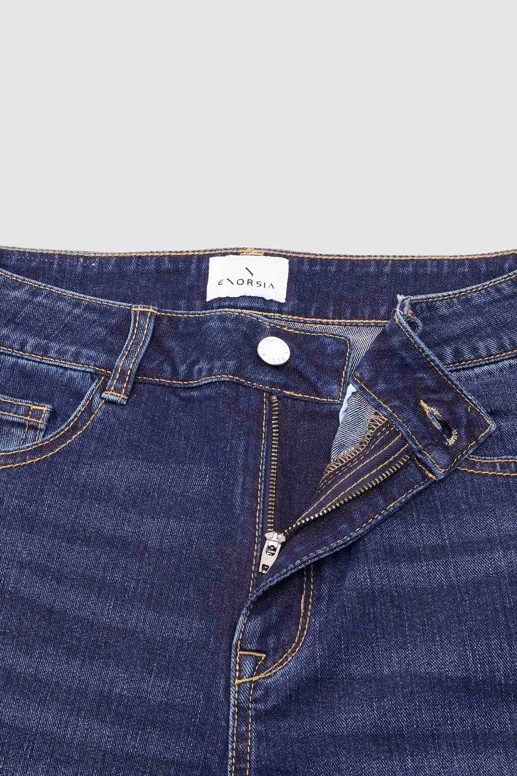 Womens Blue Tapared Leg Jeans